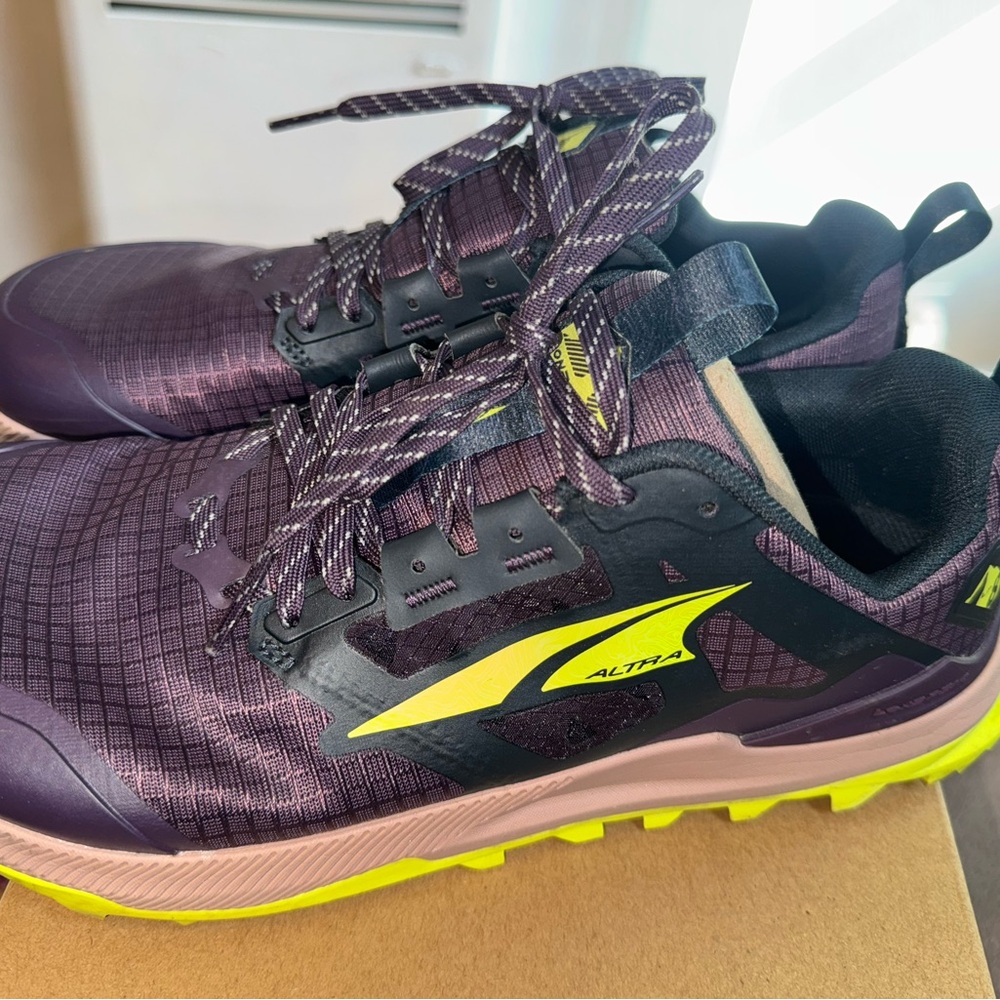 Altra Womens Purple Running Shoes 9.5